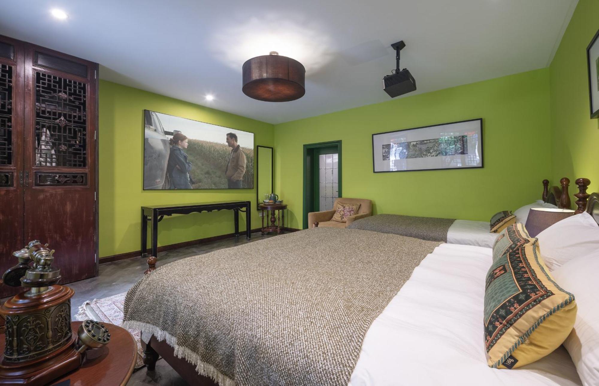 Hotel Cote Cour Deductive Beijing - Quadrangle Close To Tiananmen Square & Forbidden City & Nanluoguxiang, Walk To Wangfujing, English Speaking, Free Wifi, Free Laundry, Free Wonton & Noodles With Tour Ticket Service, Free Selfies With Ancient Costum Luaran gambar