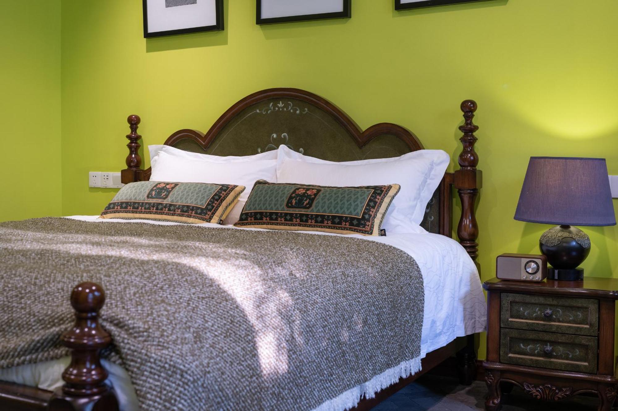 Hotel Cote Cour Deductive Beijing - Quadrangle Close To Tiananmen Square & Forbidden City & Nanluoguxiang, Walk To Wangfujing, English Speaking, Free Wifi, Free Laundry, Free Wonton & Noodles With Tour Ticket Service, Free Selfies With Ancient Costum Luaran gambar
